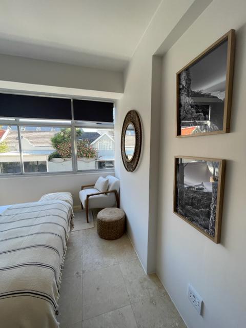 To Let 3 Bedroom Property for Rent in Sea Point Western Cape